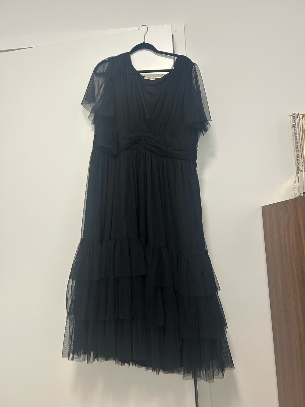 Women's Black Tiered Tulle Midi Dress